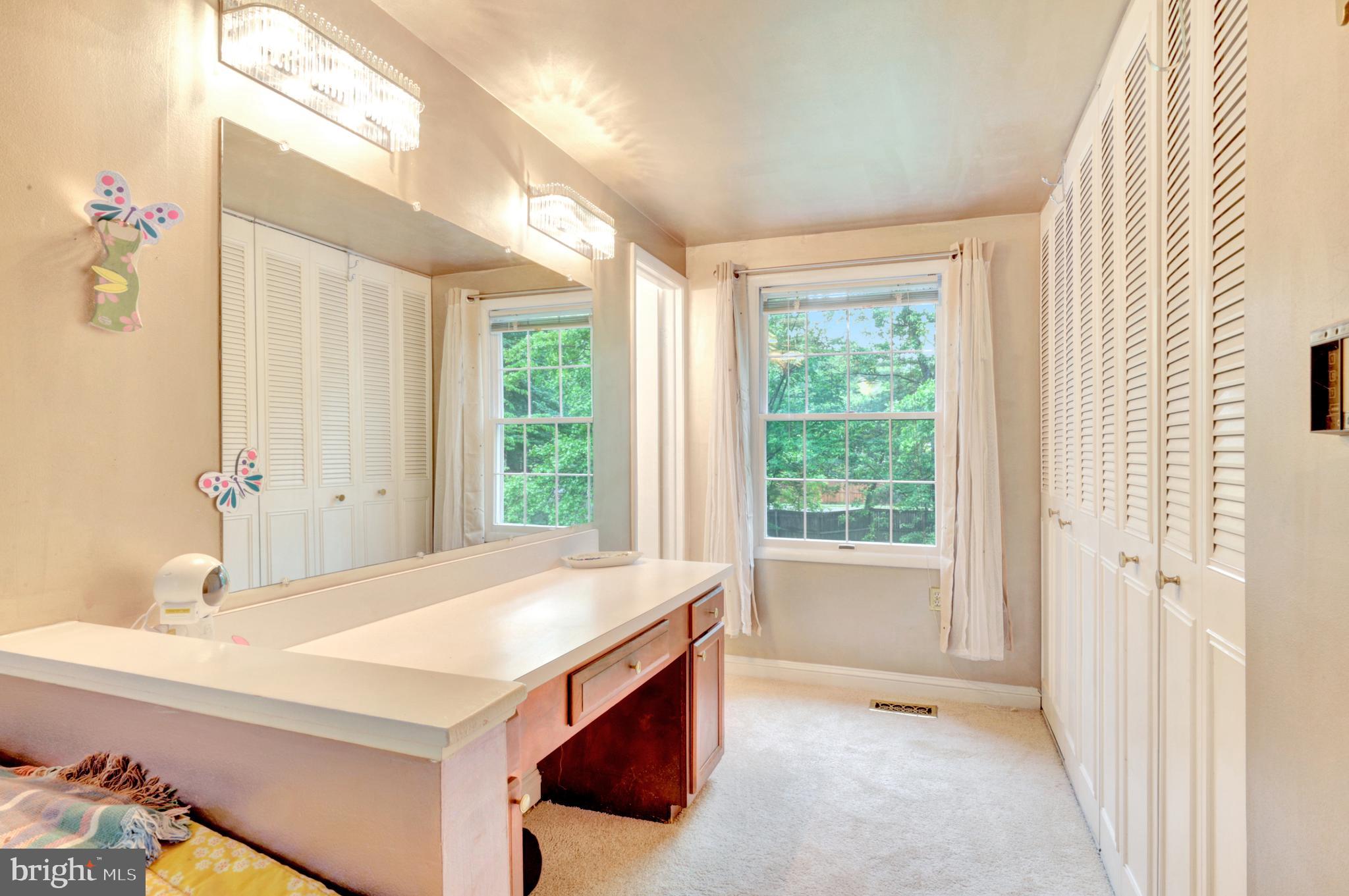 12268 Angel Wing Court Reston, VA 20191 - Photo 24 of 38 Gallery Image 24
