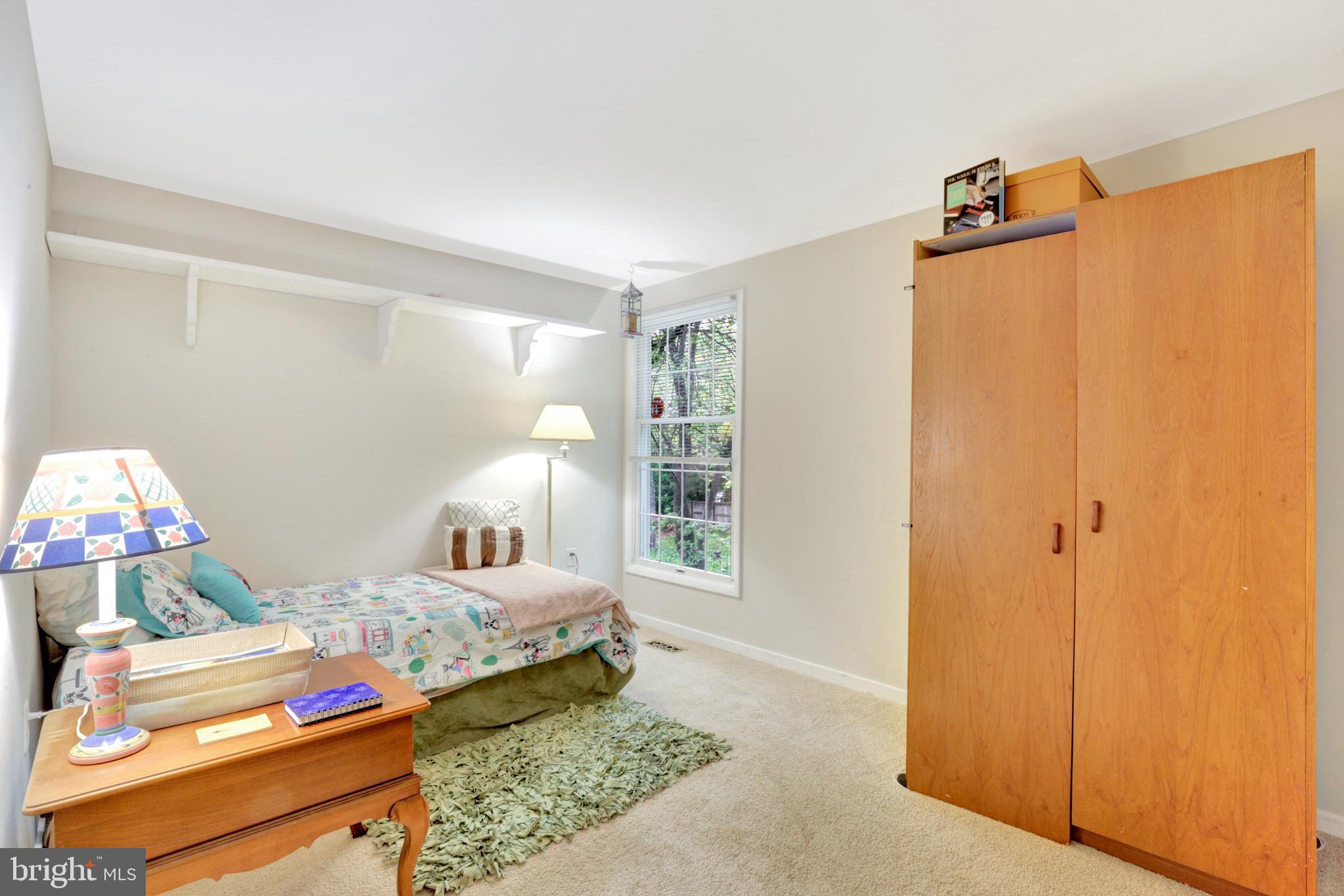 12268 Angel Wing Court Reston, VA 20191 - Photo 31 of 38 Gallery Image 31