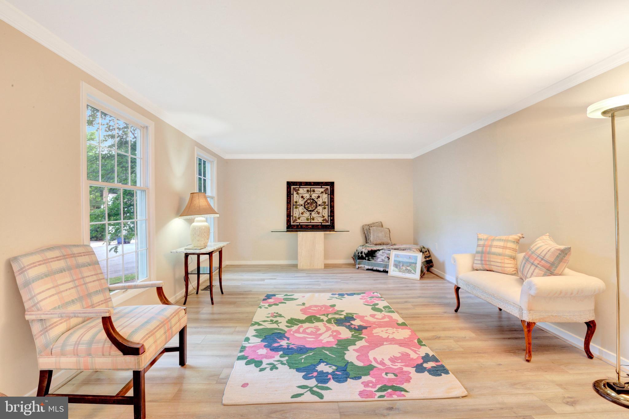 12268 Angel Wing Court Reston, VA 20191 - Photo 7 of 38 Gallery Image 7