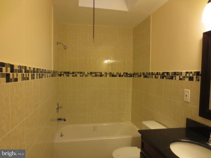 3340 Morning Glory Road Philadelphia, PA 19154 - Photo 14 of 21