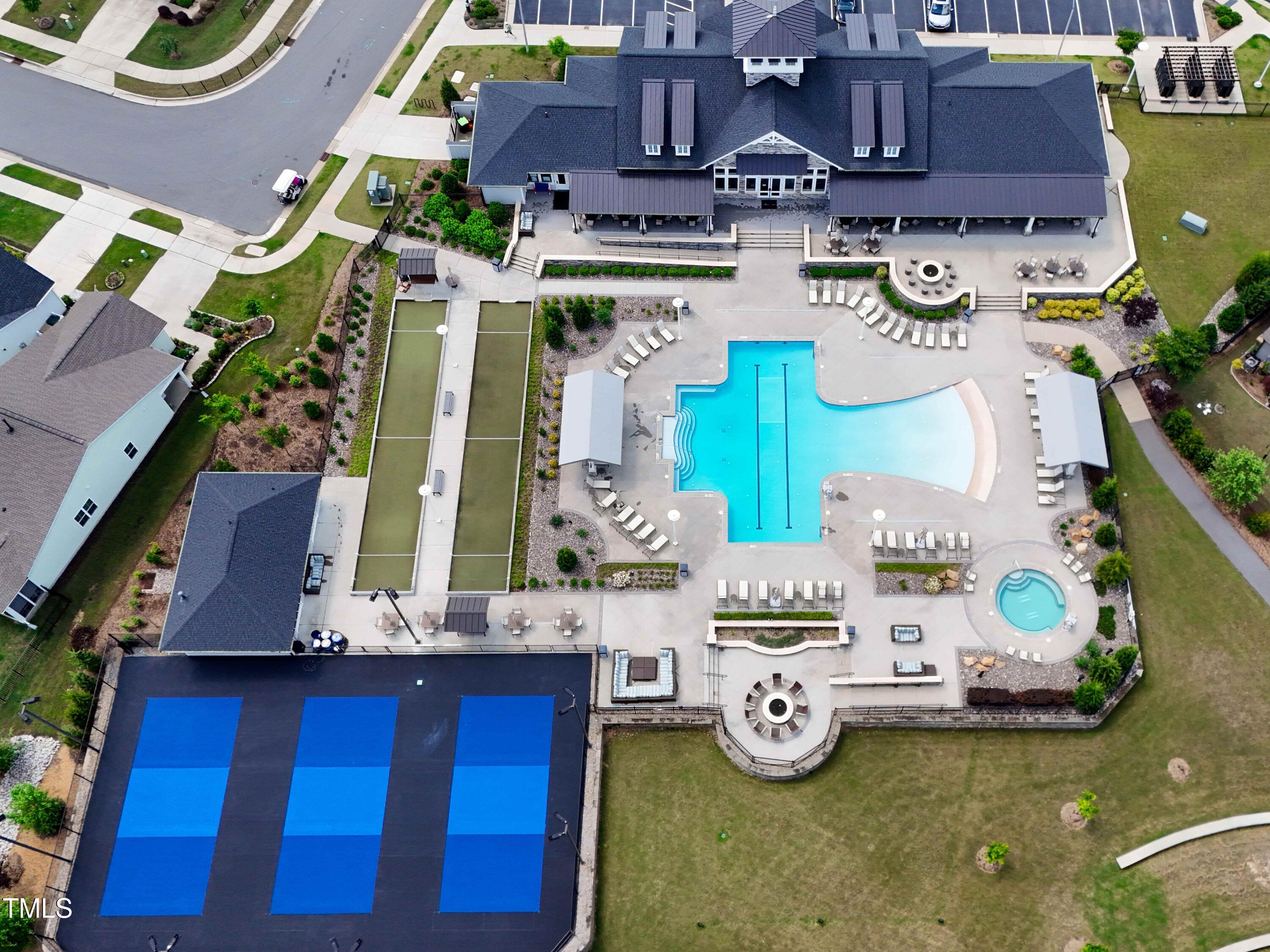 131 English Violet Lane Raleigh, NC 27610 - Photo 42 of 45 a view of living room filled with furniture
