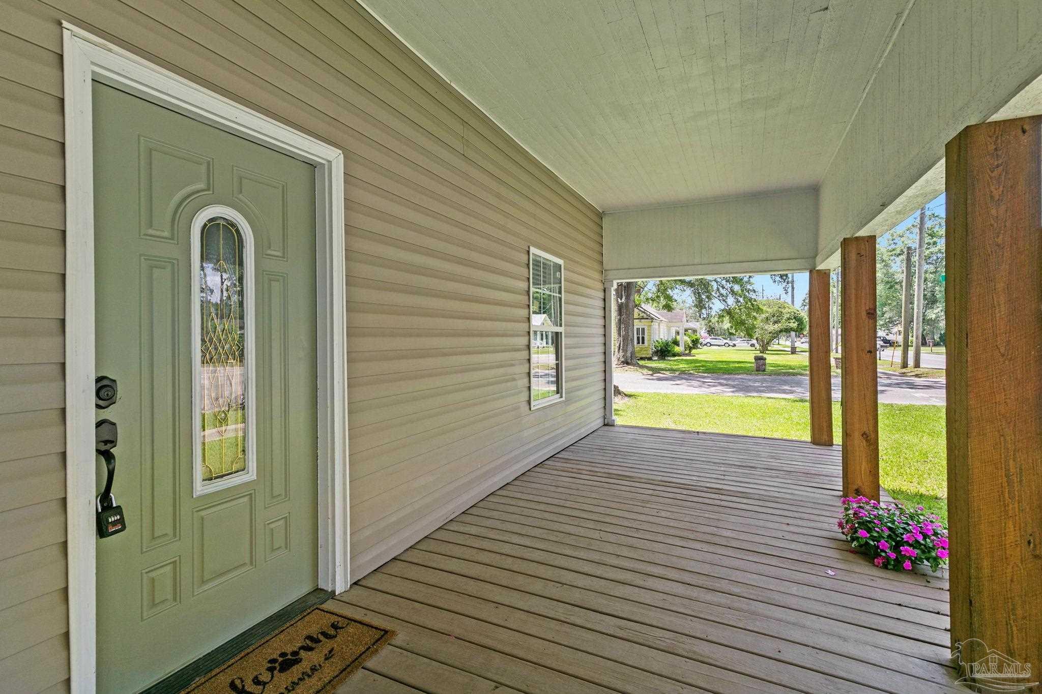 211 South Presley Street Atmore, AL 36502 - Photo 5 of 52