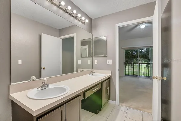 $1,600 | 2832 Osprey Cove Place, Unit 201, Kissimmee, FL 34746