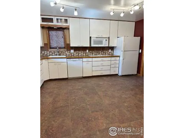 $520,000 | 27563 Highway 63, Akron, CO 80720