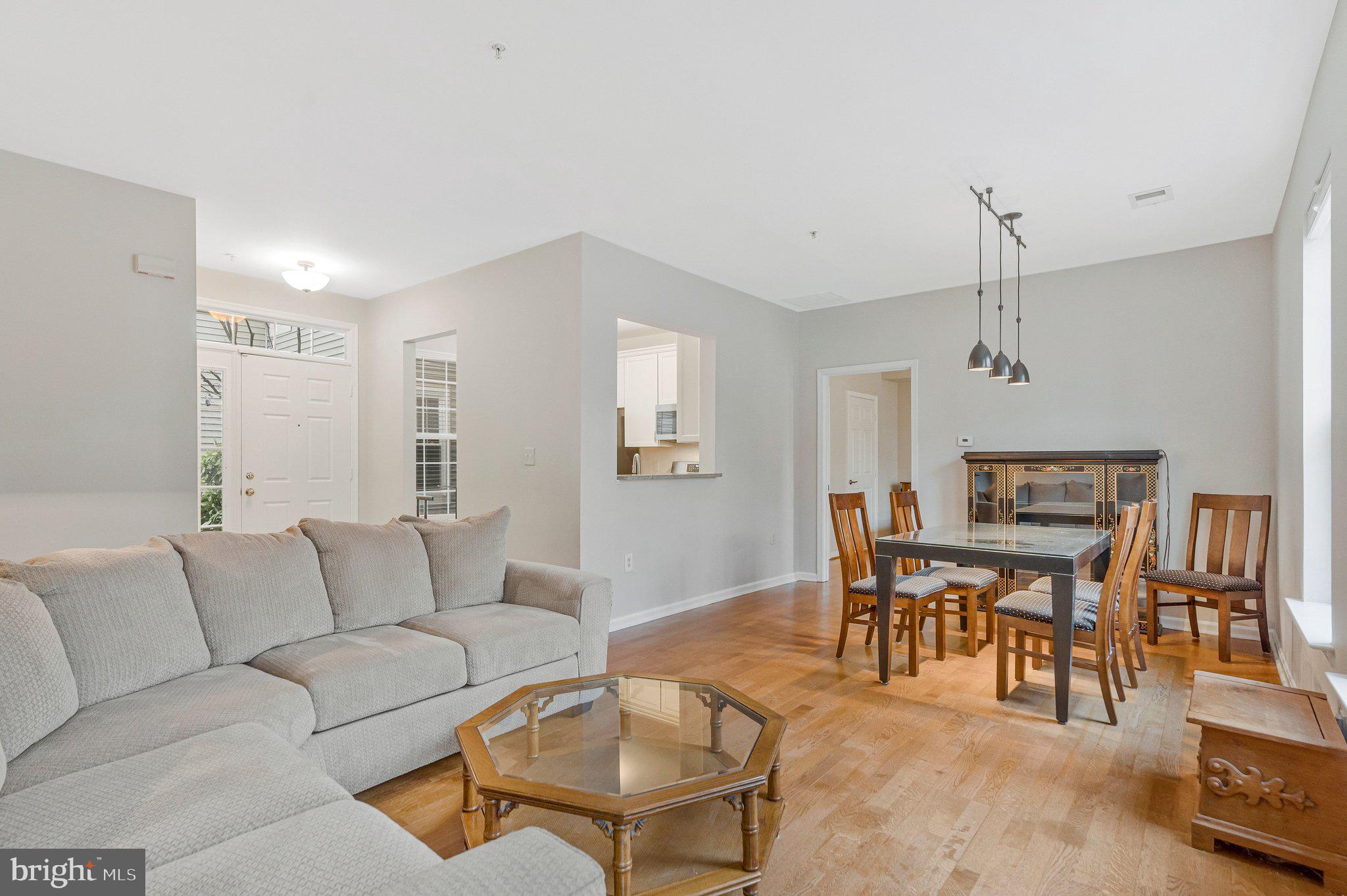 11405 Windleaf Court, Unit 23 Reston, VA 20194 - Photo 7 of 24 Gallery Image 7