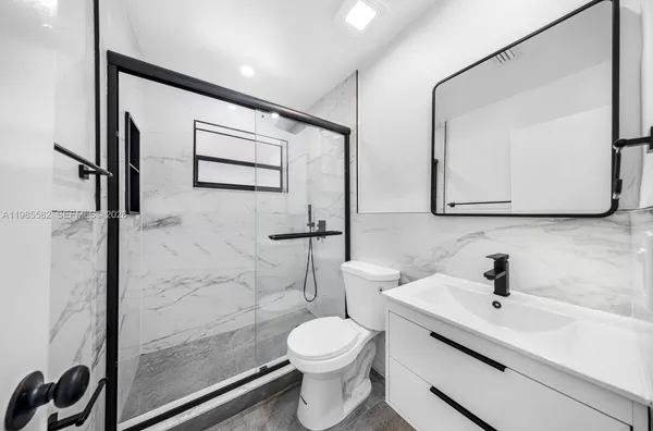 $2,100 | 6172 Southwest 44th Street, Unit 1, Davie, FL 33314