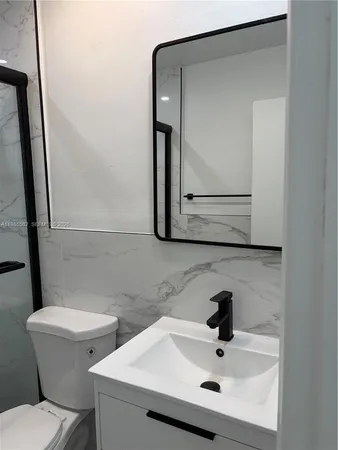 $2,100 | 6172 Southwest 44th Street, Unit 1, Davie, FL 33314