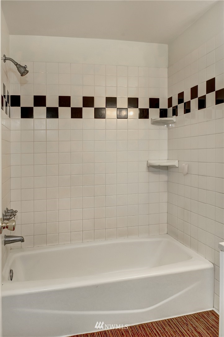 15619 Virginia Loop Road Northeast Poulsbo, WA 98370 - Photo 12 of 19 Gallery Image 12