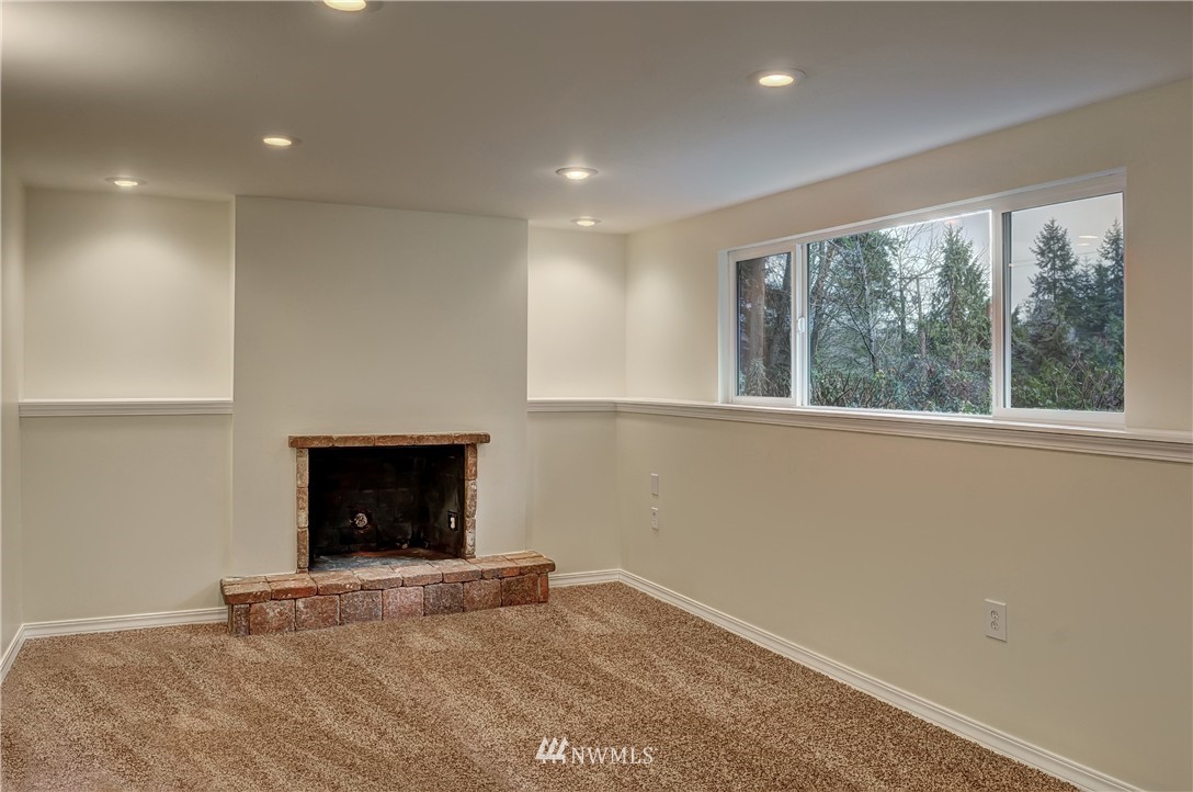 15619 Virginia Loop Road Northeast Poulsbo, WA 98370 - Photo 15 of 19 Gallery Image 15