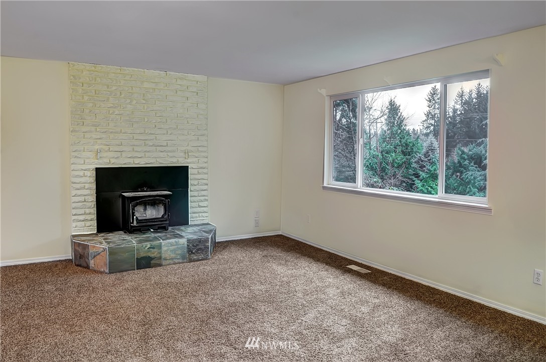 15619 Virginia Loop Road Northeast Poulsbo, WA 98370 - Photo 4 of 19 Gallery Image 4