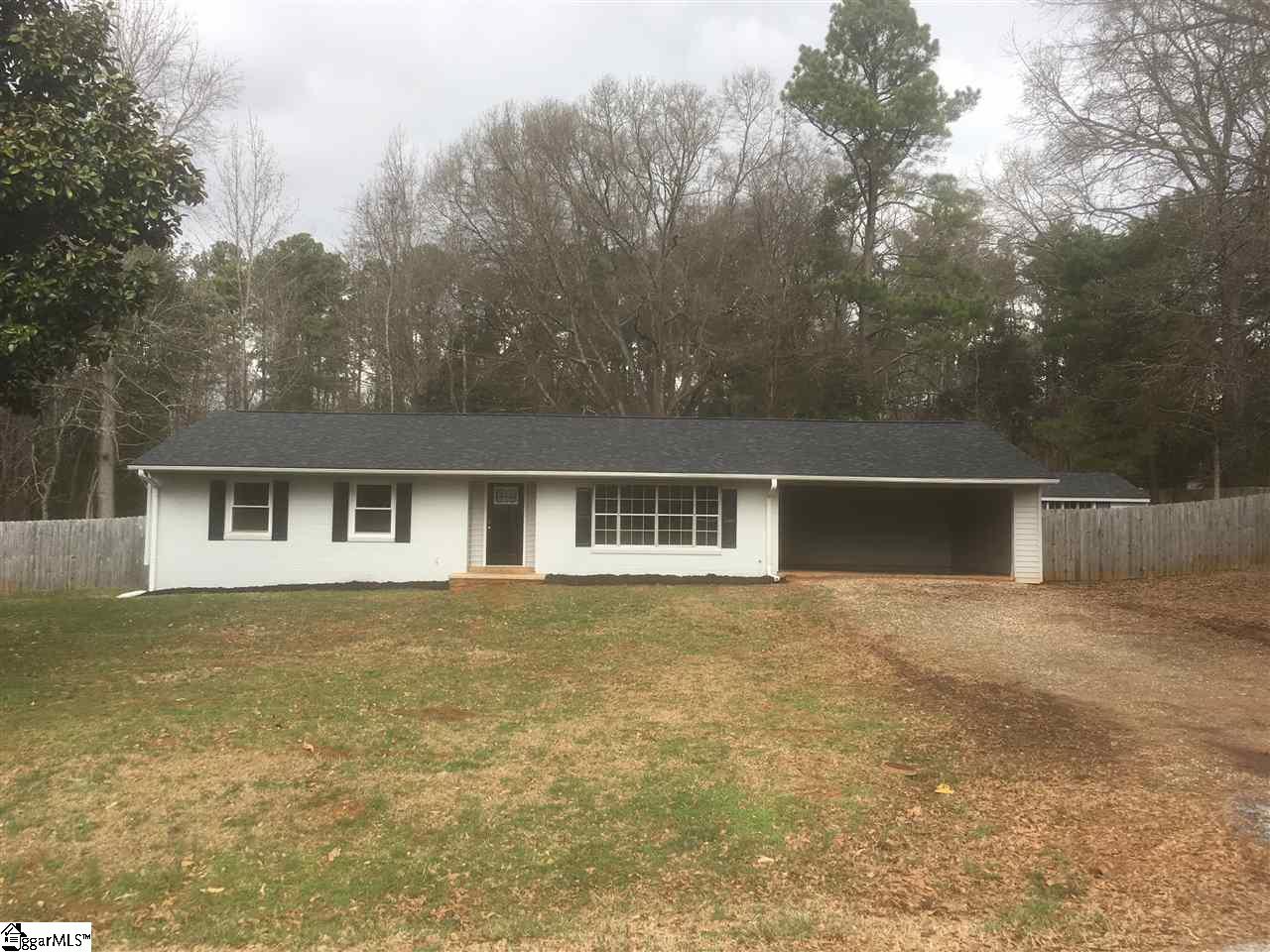 6 Spring Lake Road Piedmont, SC 29673 - Photo 1 of 11 Gallery Image 1