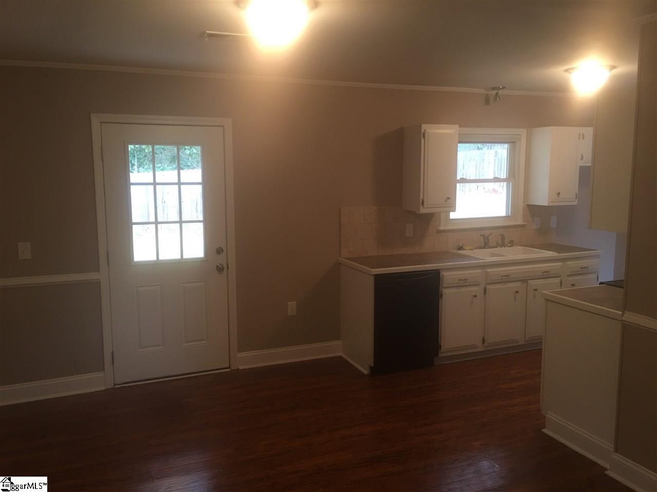 6 Spring Lake Road Piedmont, SC 29673 - Photo 4 of 11 Gallery Image 4