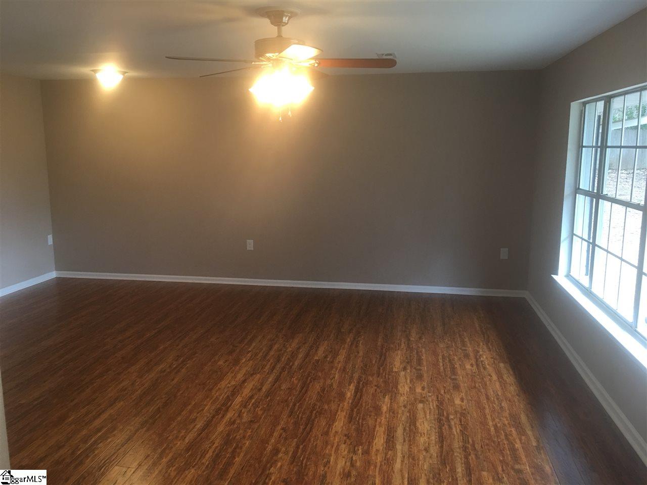 6 Spring Lake Road Piedmont, SC 29673 - Photo 6 of 11 Gallery Image 6