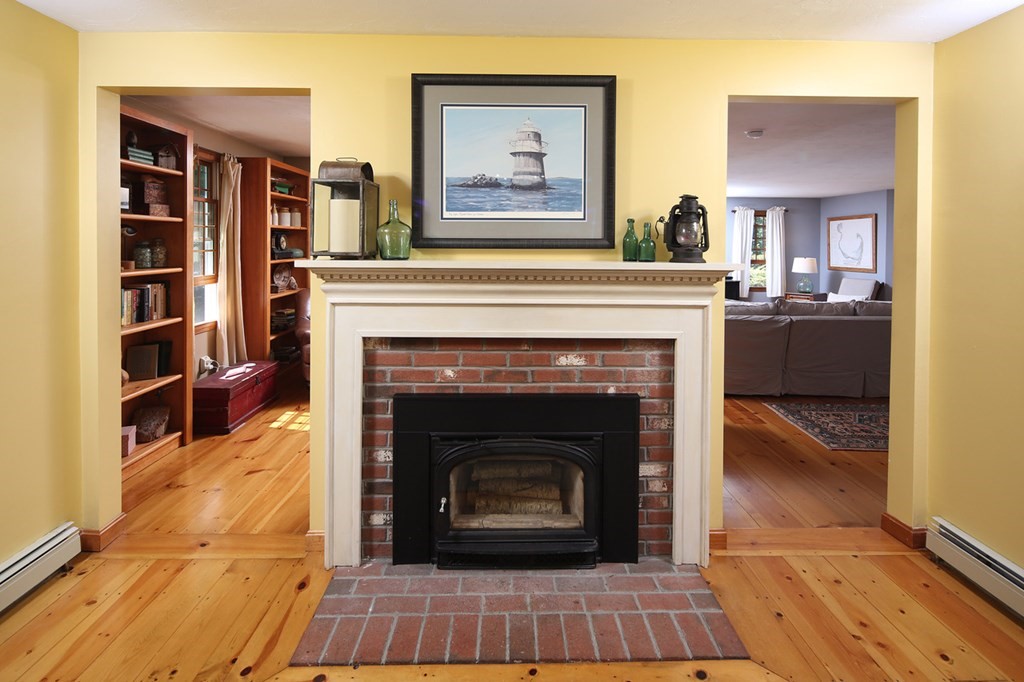 4 Lookout Point Road Plymouth, MA 02360 - Photo 9 of 35 Gallery Image 9