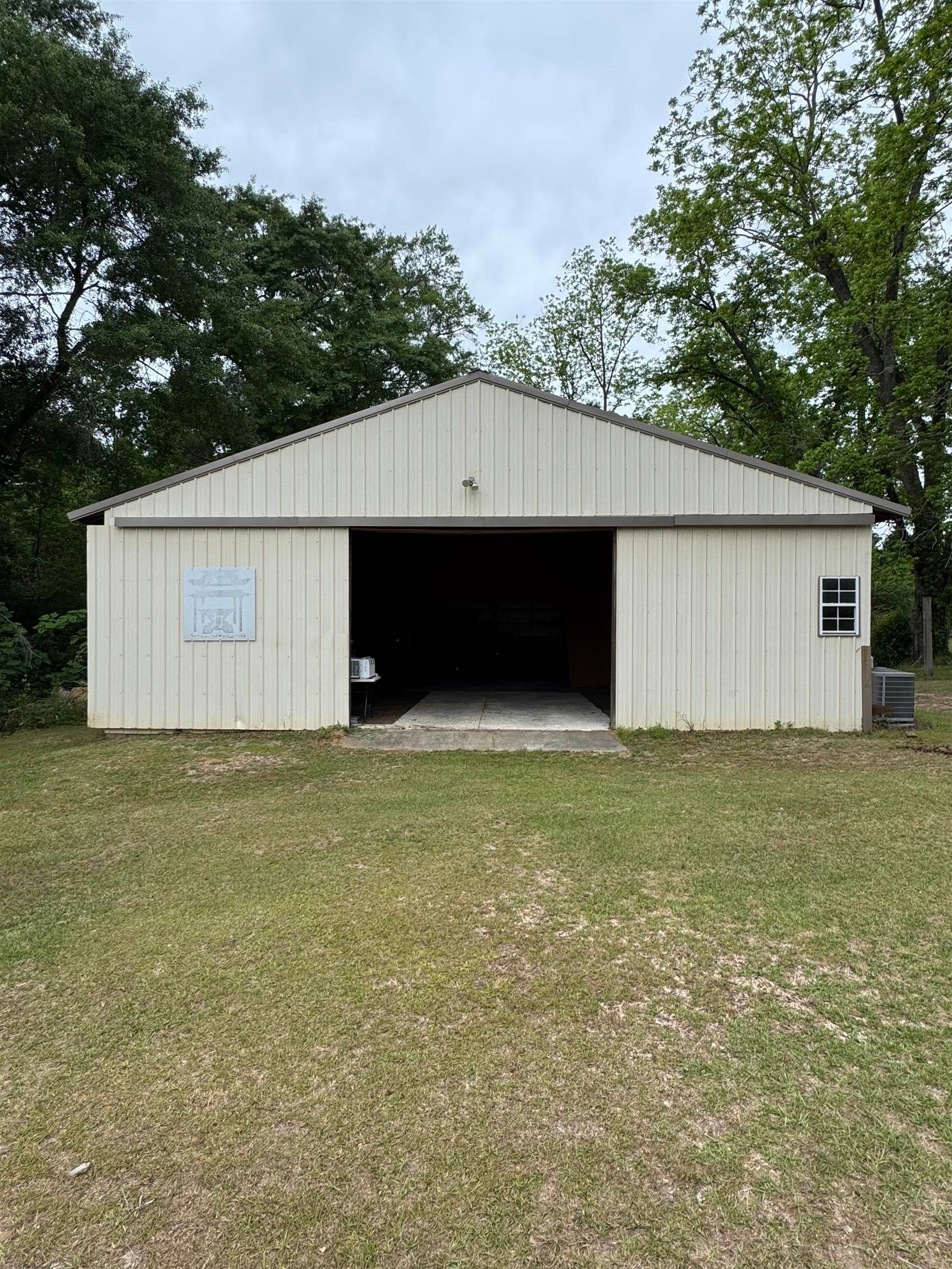 28873 Straughn School Road Andalusia, AL 36421 - Photo 3 of 6 Gallery Image 3