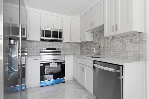 $295,000 | 3042 Bahia Avenue, Holiday, FL 34690
