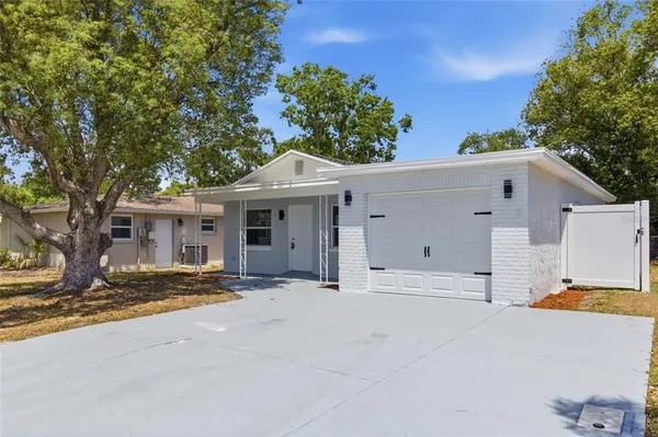 $295,000 | 3042 Bahia Avenue, Holiday, FL 34690