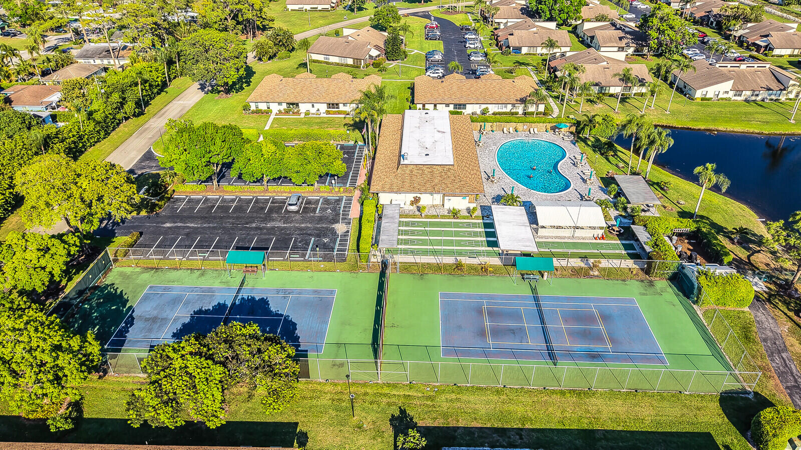 5270 Nesting Way, Unit C Delray Beach, FL 33484 - Photo 33 of 38 a view of an outdoor space