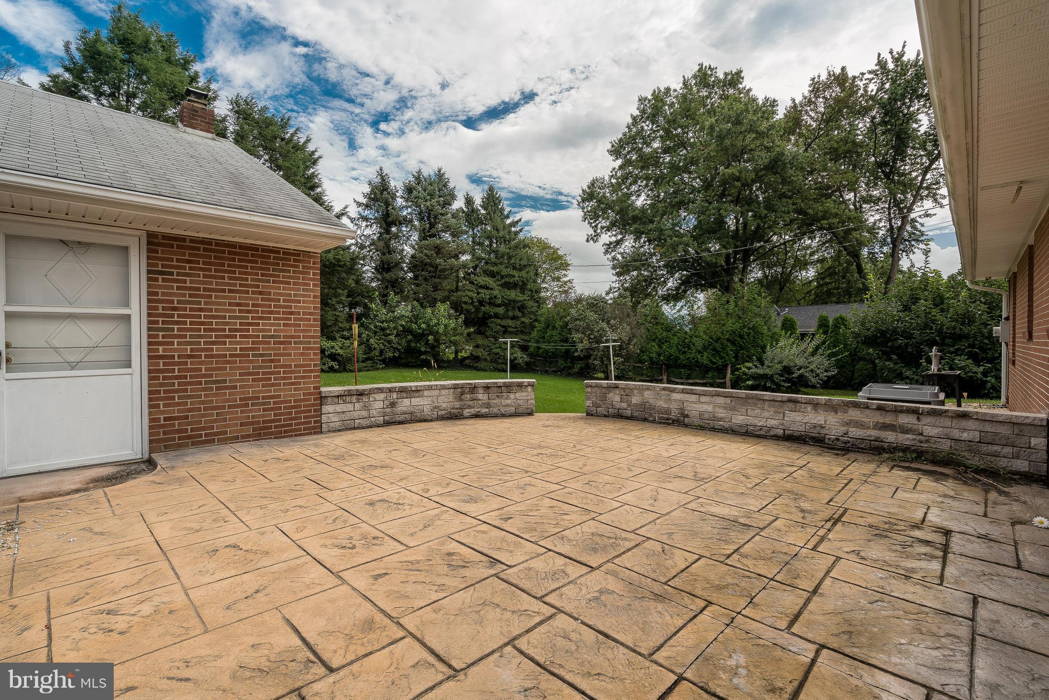 1026 Hunsicker Road Lancaster, PA 17601 - Photo 5 of 25