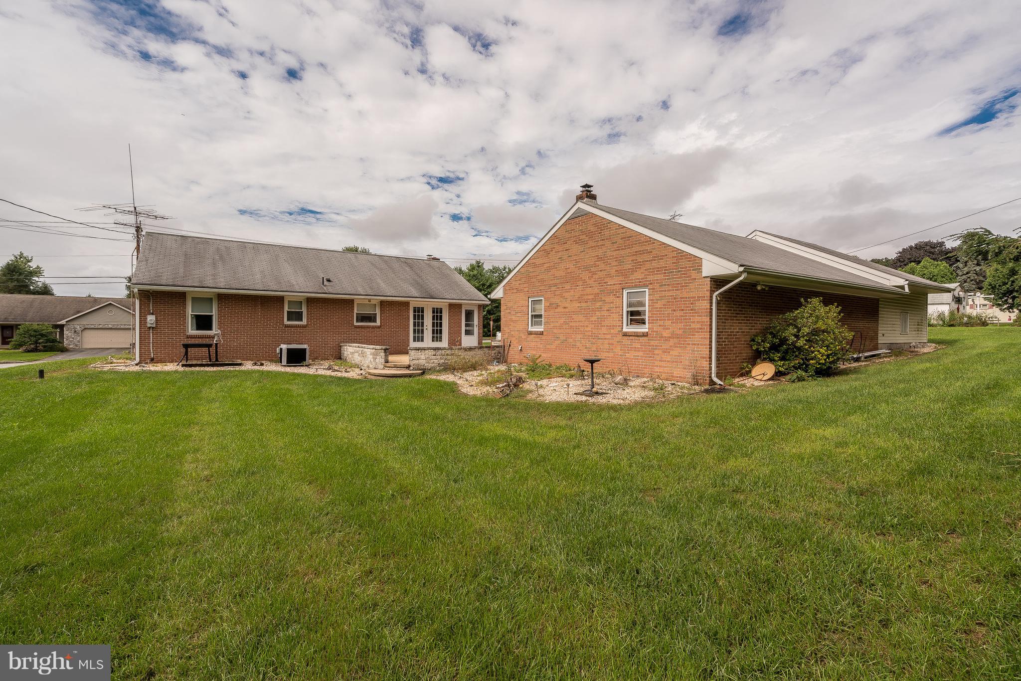 1026 Hunsicker Road Lancaster, PA 17601 - Photo 7 of 25