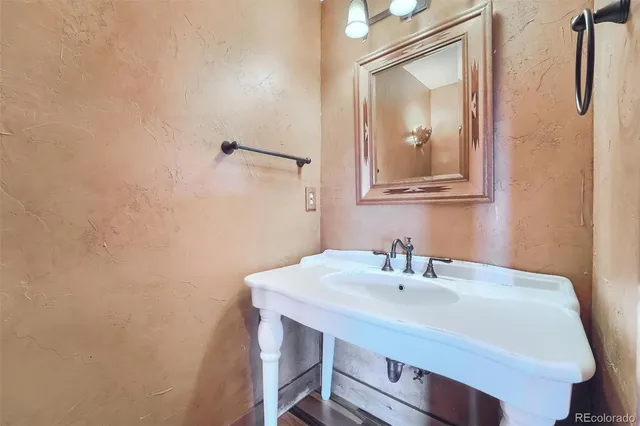 $6,000 | 7183 Alpenglow Court, Longmont, CO 80503