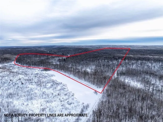 $733,780 | 4 Comet Road, Birchwood, WI 54817