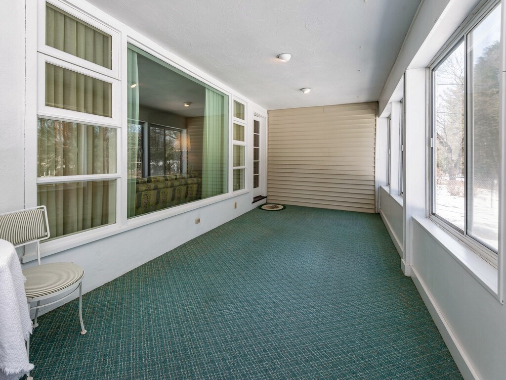9 Southwood Road Worcester, MA 01609 - Photo 27 of 38 Gallery Image 27