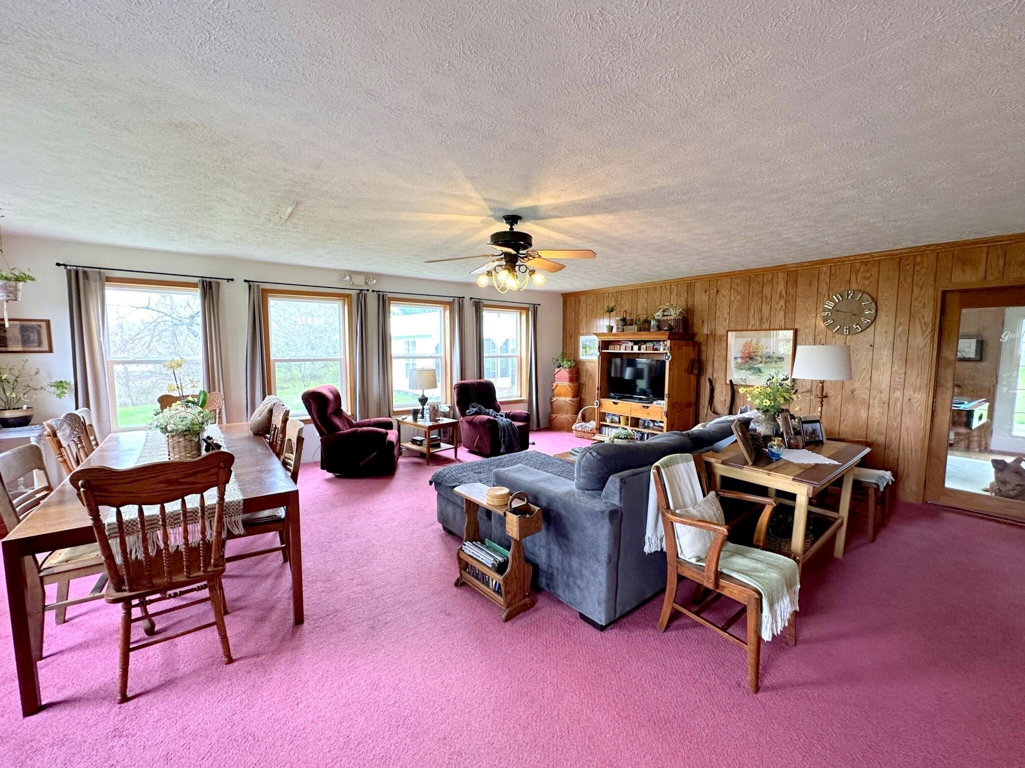 2118 Finley Chapel Road Wellston, OH 45692 - Photo 17 of 49 Family room