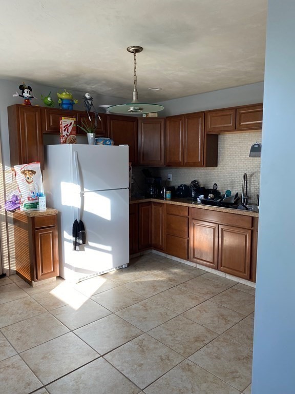 866 Locust Street Fall River, MA 02720 - Photo 10 of 22 Gallery Image 10