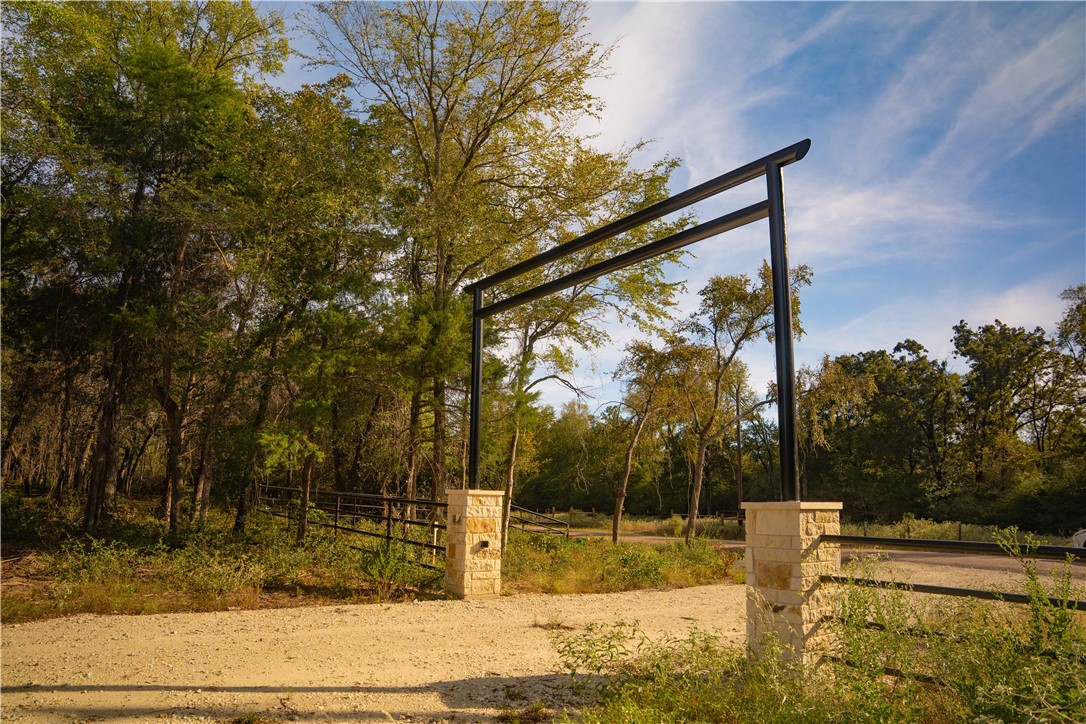 12416 Red Hill Road Hearne, TX 77859 - Photo 1 of 15 Gallery Image 1
