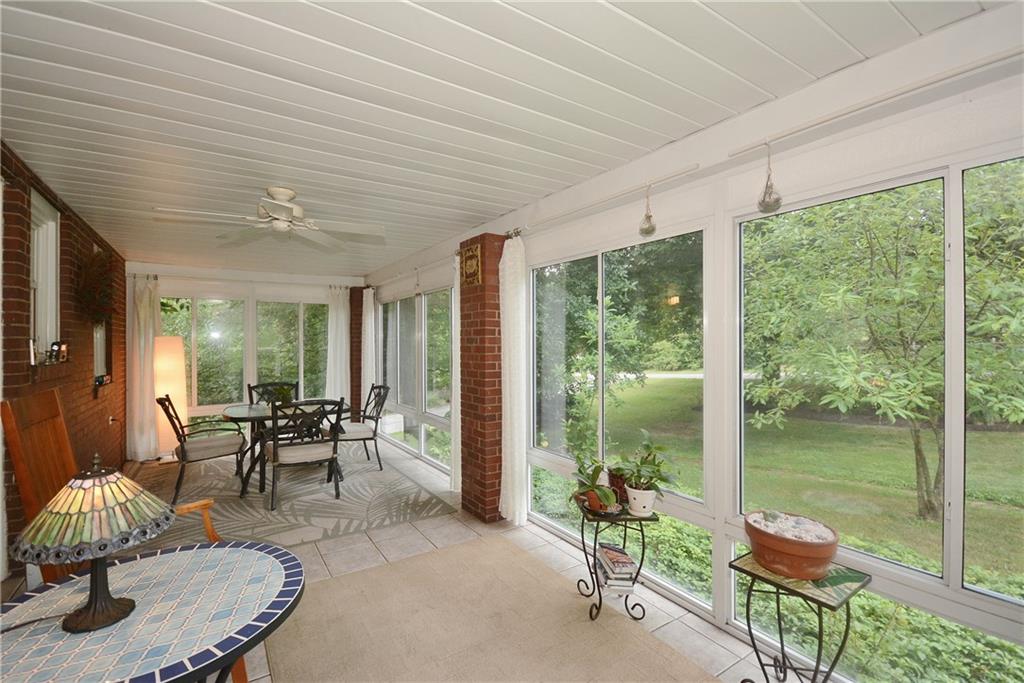 1502 Ingomar Heights Road Pittsburgh, PA 15237 - Photo 16 of 25 Gallery Image 16