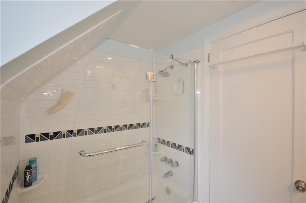 1502 Ingomar Heights Road Pittsburgh, PA 15237 - Photo 20 of 25 Gallery Image 20