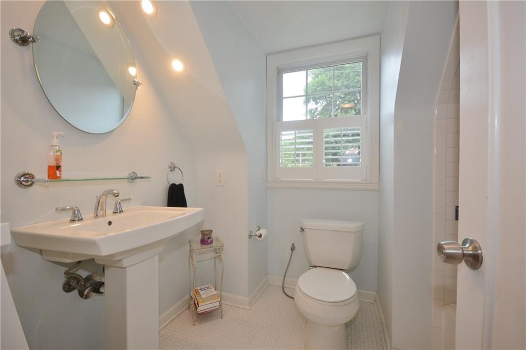 1502 Ingomar Heights Road Pittsburgh, PA 15237 - Photo 21 of 25 Gallery Image 21