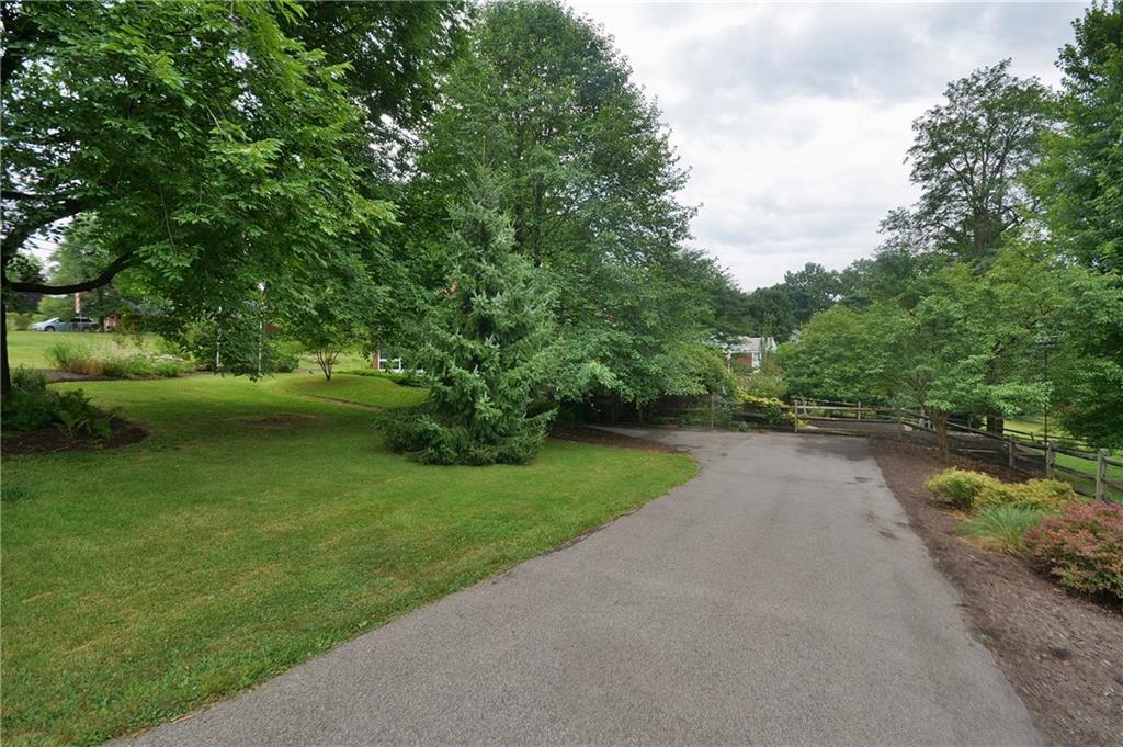 1502 Ingomar Heights Road Pittsburgh, PA 15237 - Photo 23 of 25 Gallery Image 23