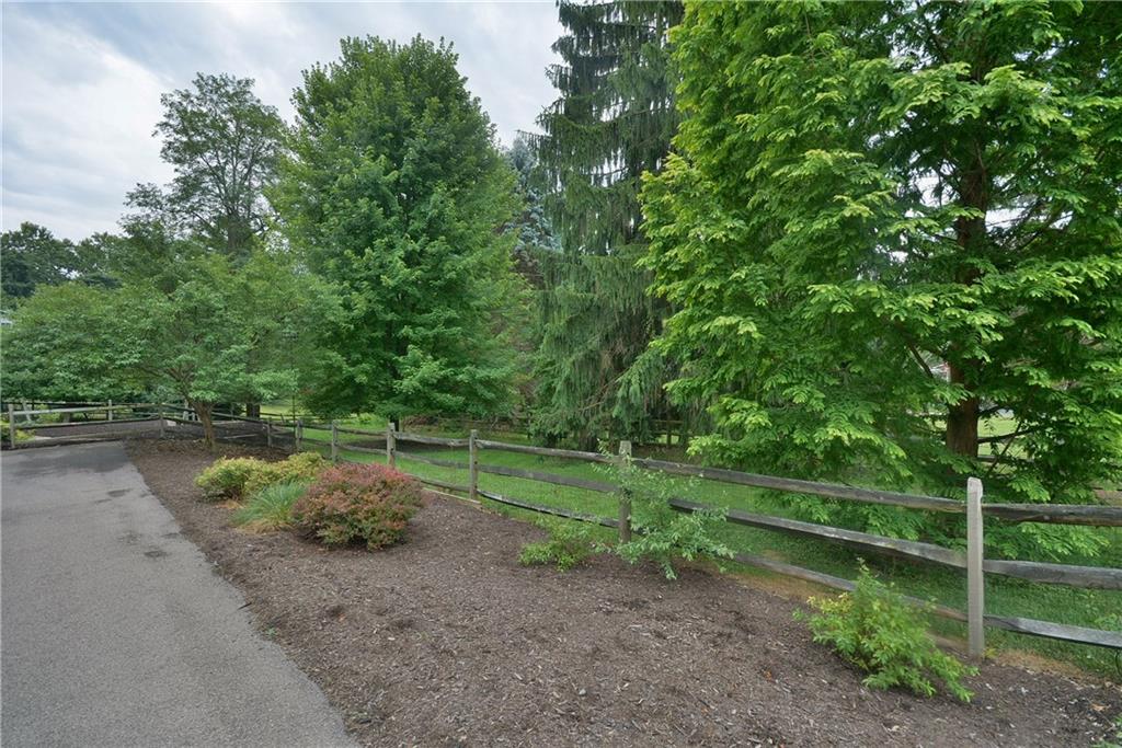 1502 Ingomar Heights Road Pittsburgh, PA 15237 - Photo 24 of 25 Gallery Image 24