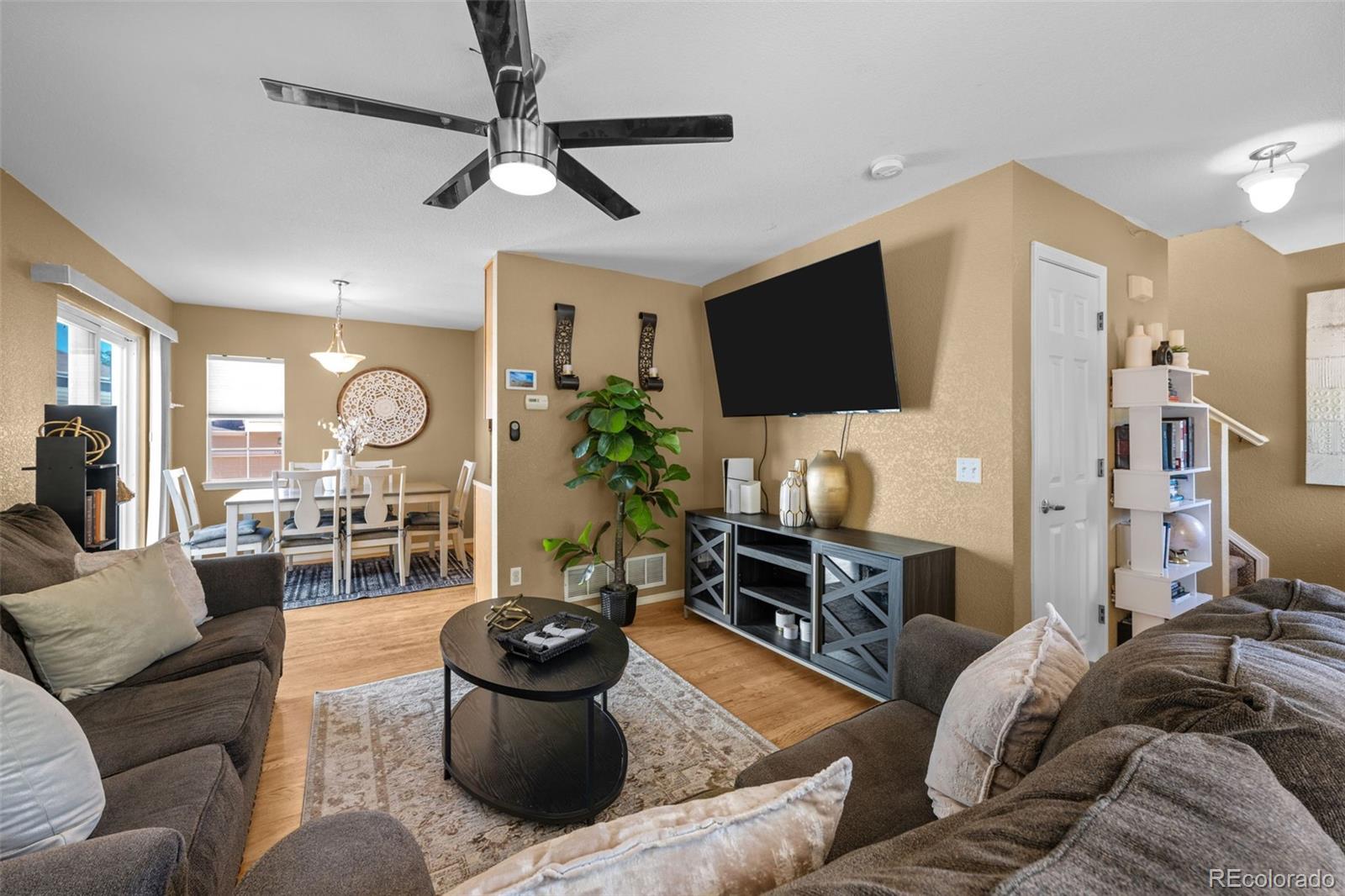 1375 South Quintero Way Aurora, CO 80017 - Photo 7 of 30