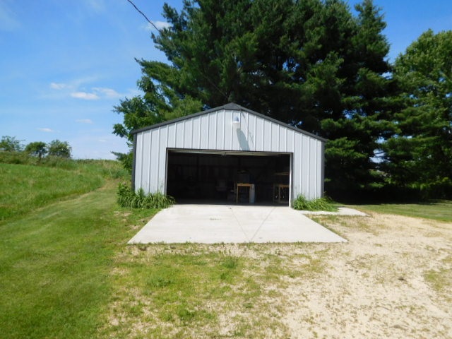 15682 Center Road Durand, IL 61024 - Photo 19 of 25 Gallery Image 19