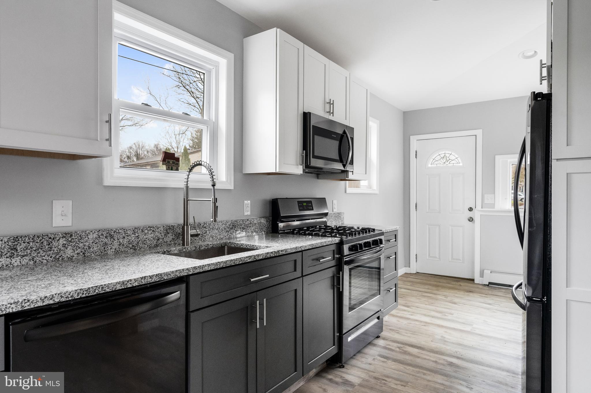 116 Cove Road Mantua, NJ 08051 - Photo 13 of 36