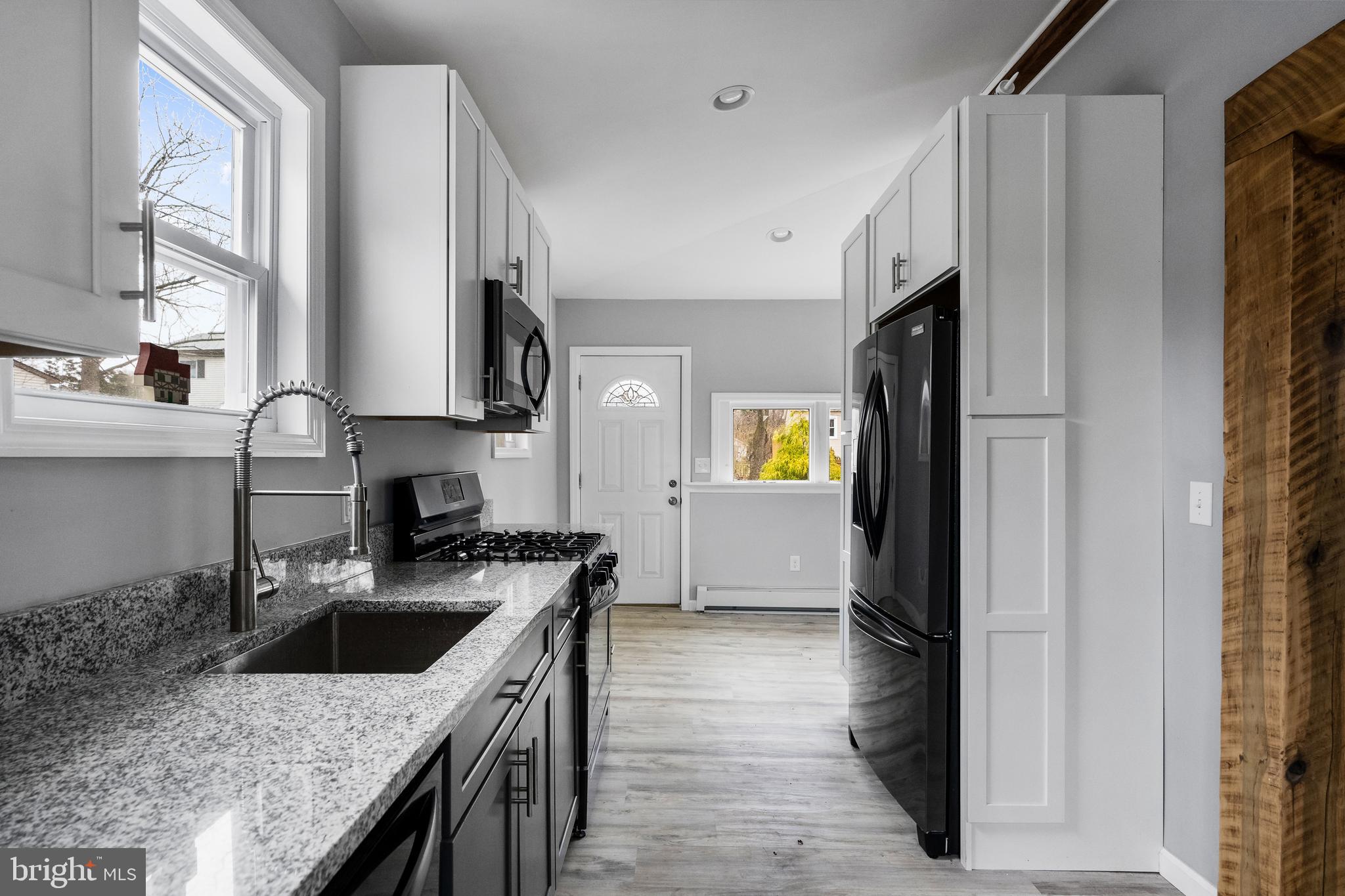 116 Cove Road Mantua, NJ 08051 - Photo 14 of 36