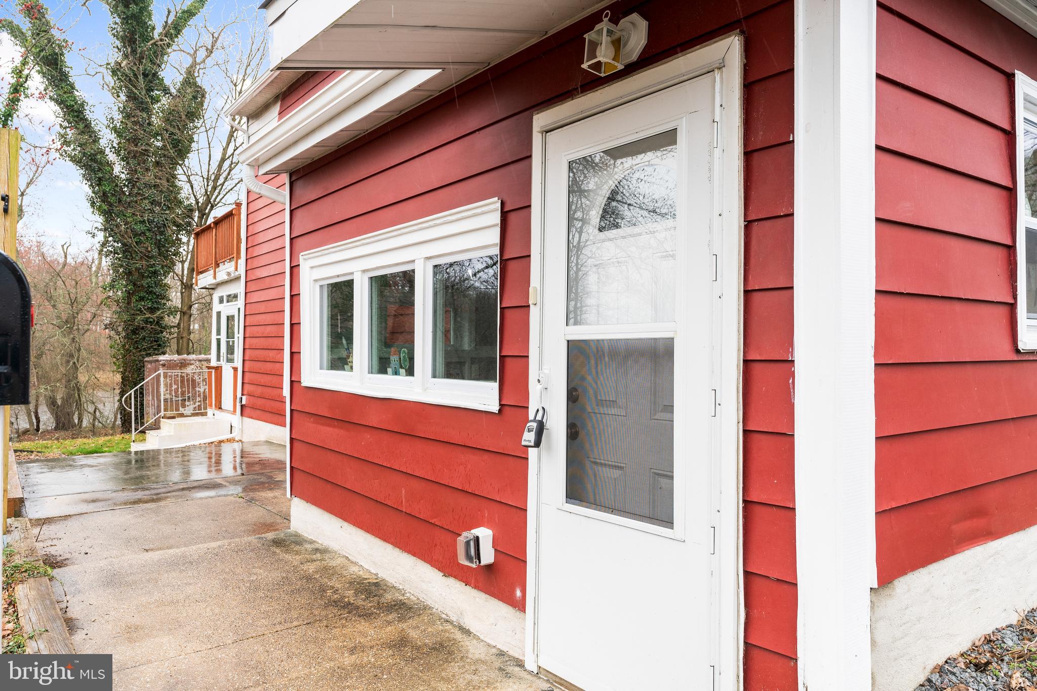 116 Cove Road Mantua, NJ 08051 - Photo 4 of 36