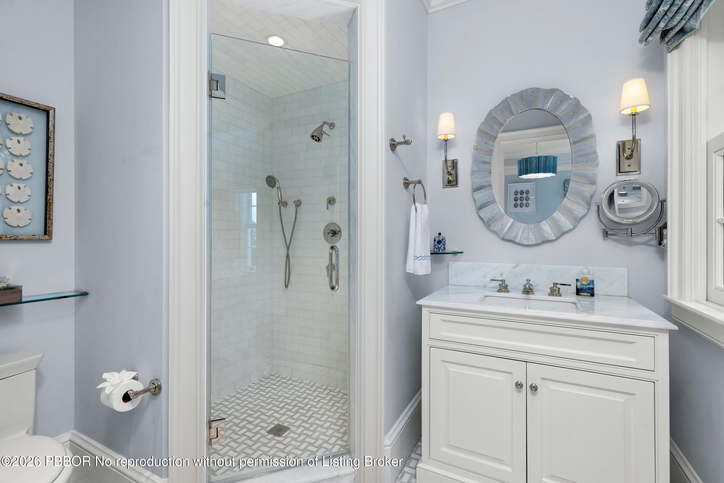 255 Wells Road Palm Beach, FL 33480 - Photo 35 of 48 Guest Bath 2
