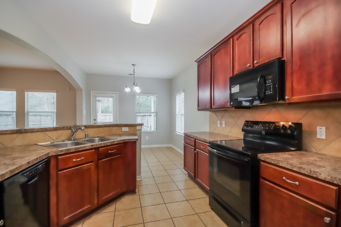 16426 Rudder Drive Crosby, TX 77532 - Photo 9 of 18