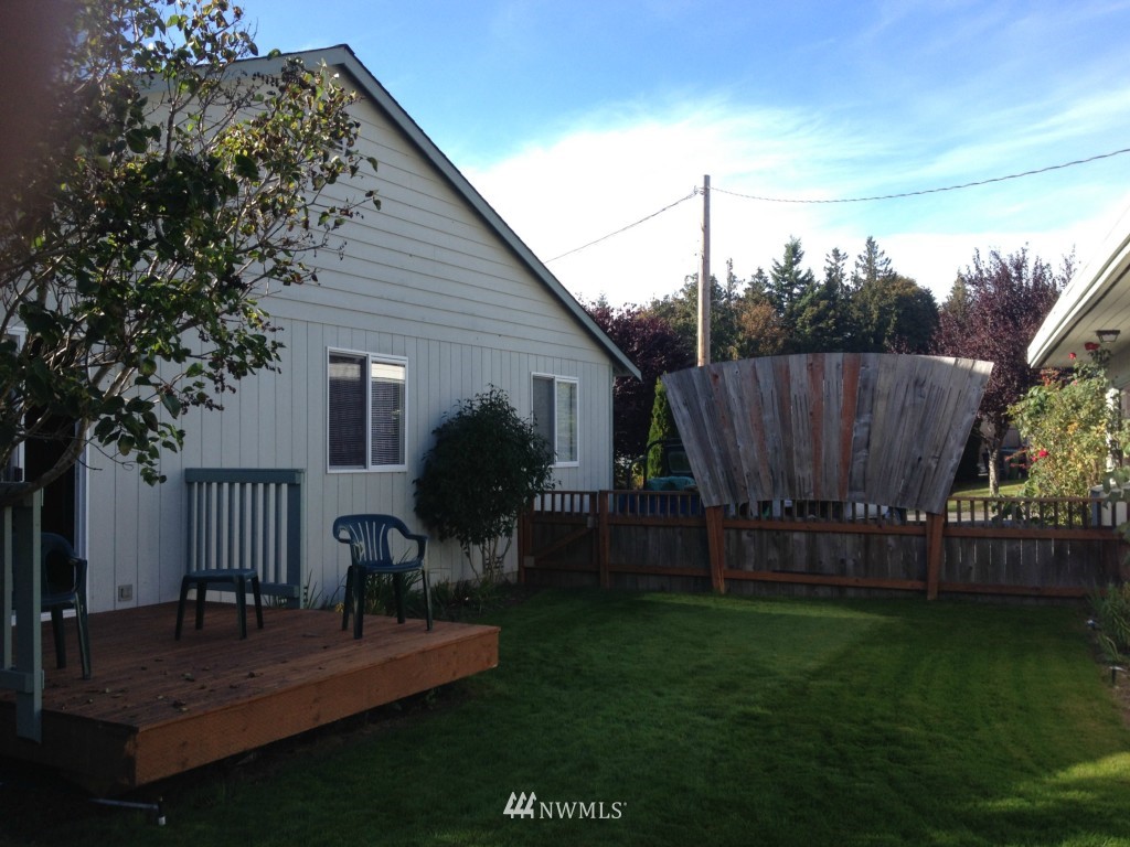 2325 Cherry Road Lake Stevens, WA 98258 - Photo 3 of 6