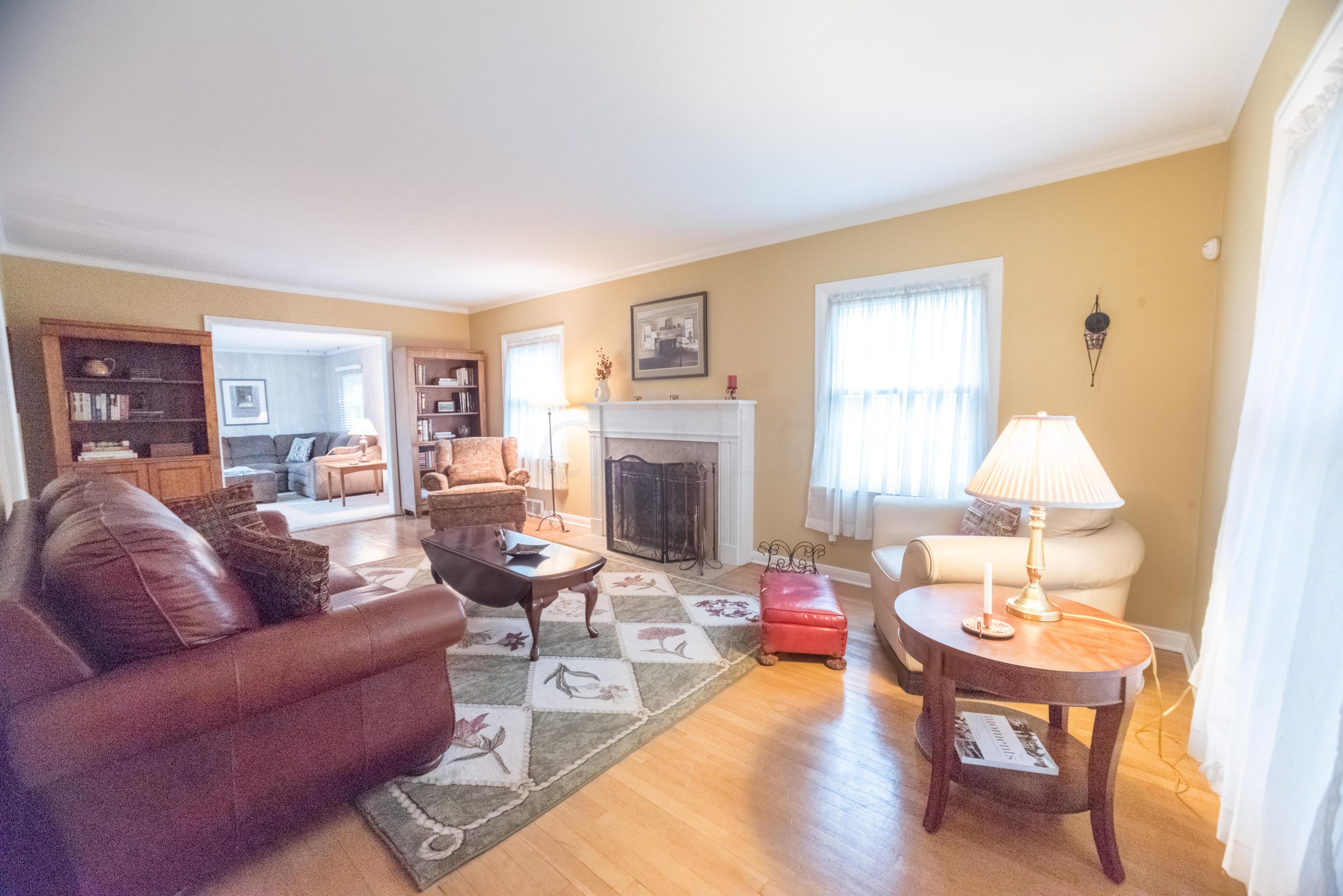 2646 Brandon Road Columbus, OH 43221 - Photo 5 of 31 Gallery Image 5