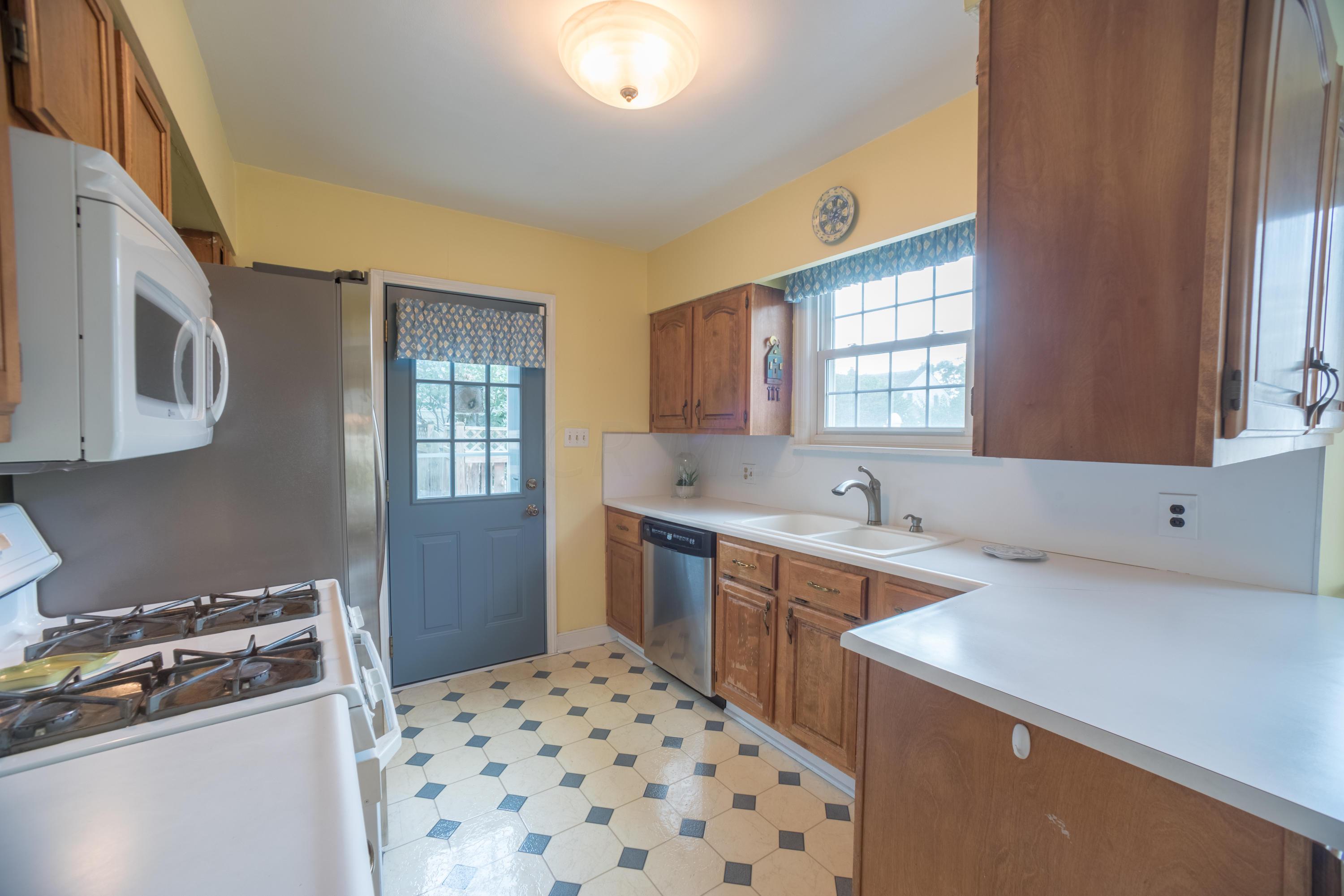 2646 Brandon Road Columbus, OH 43221 - Photo 6 of 31 Gallery Image 6
