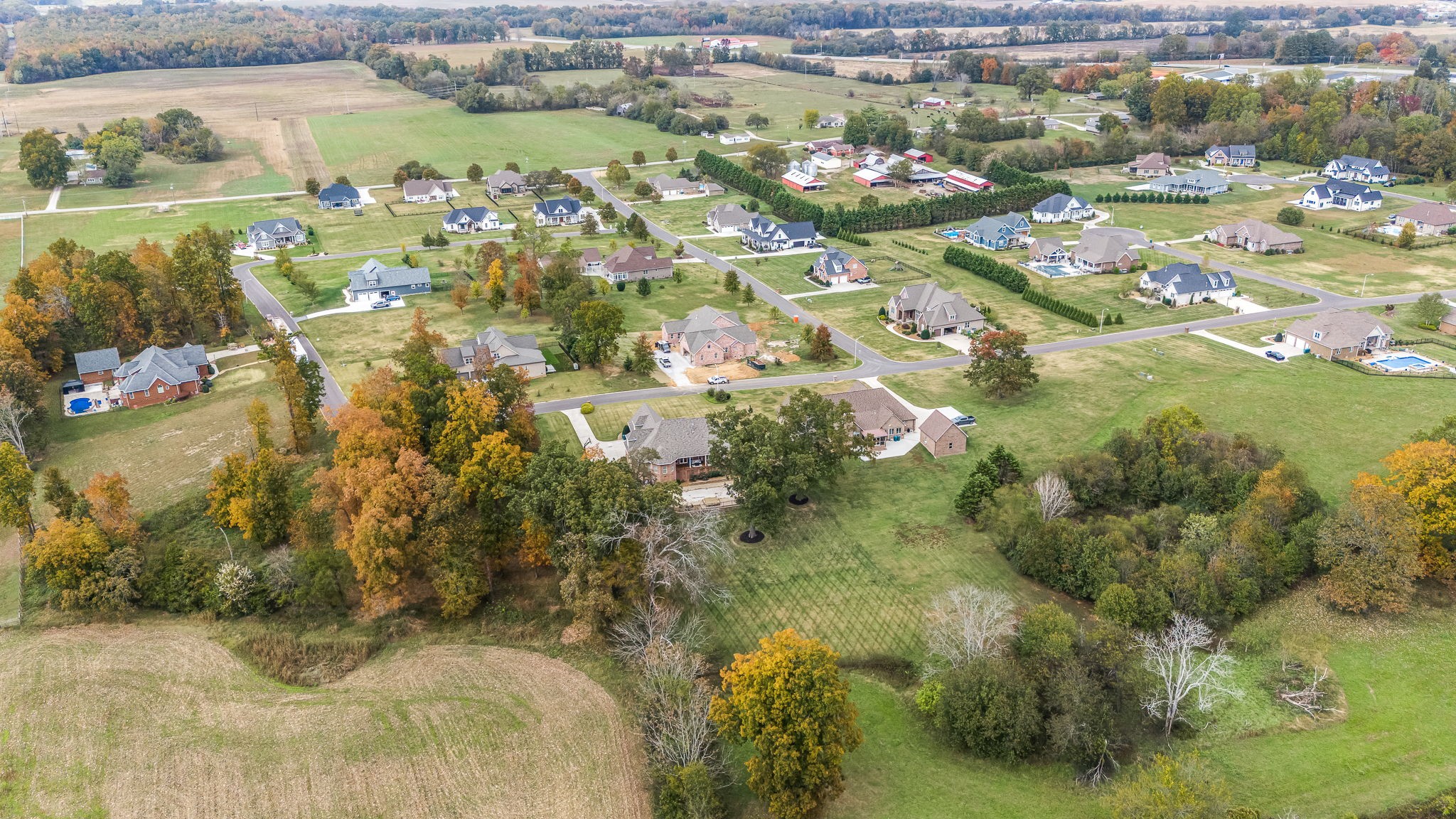 264 Cascade Drive Winchester, TN 37398 - Photo 75 of 86 a view of residential houses with outdoor space