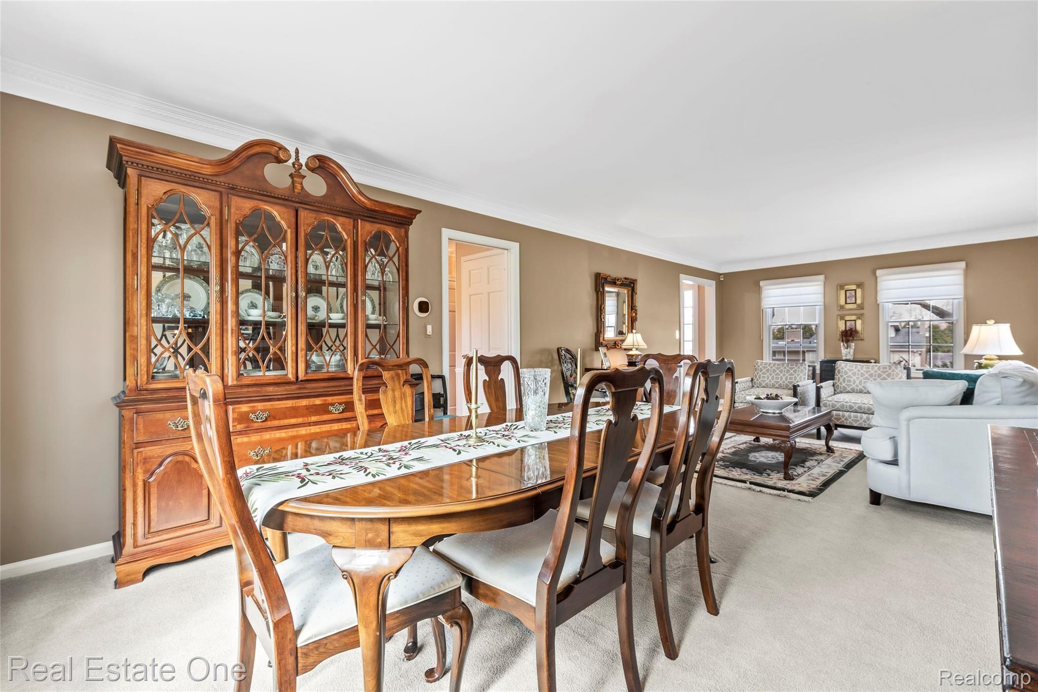 2477 Blockton Road Rochester, MI 48306 - Photo 8 of 26 B2B66383-71C9-41A8-A5A4-C539B3C3DB32.jpeg