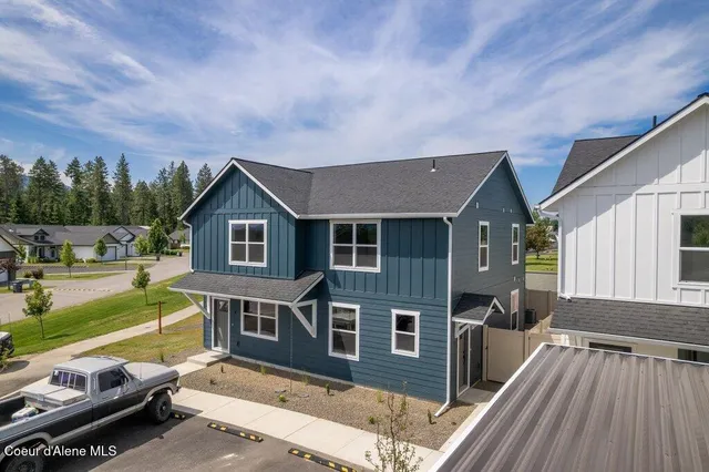 $270,000 | 20 Potlatch Loop, Priest River, ID 83856