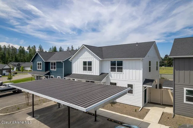 $270,000 | 20 Potlatch Loop, Priest River, ID 83856