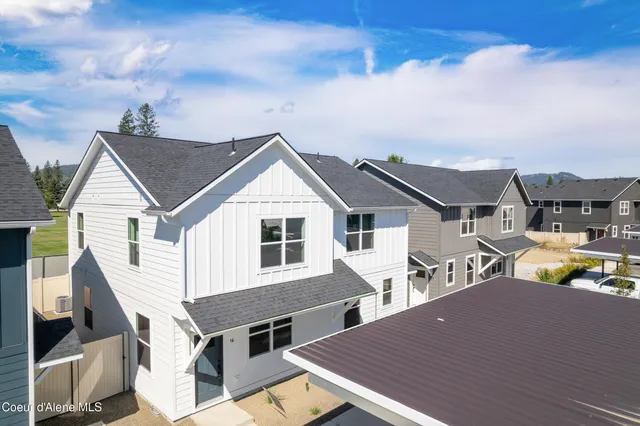 $270,000 | 20 Potlatch Loop, Priest River, ID 83856